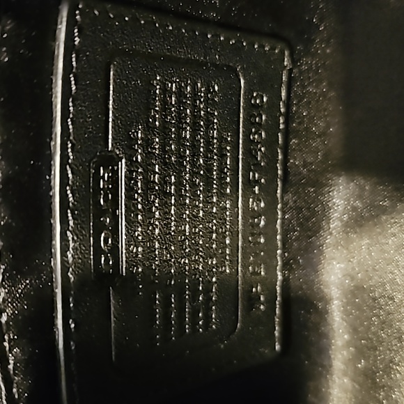 Coach Shoulder Bag - Picture 4 of 5